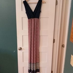 Maternity maxi dress